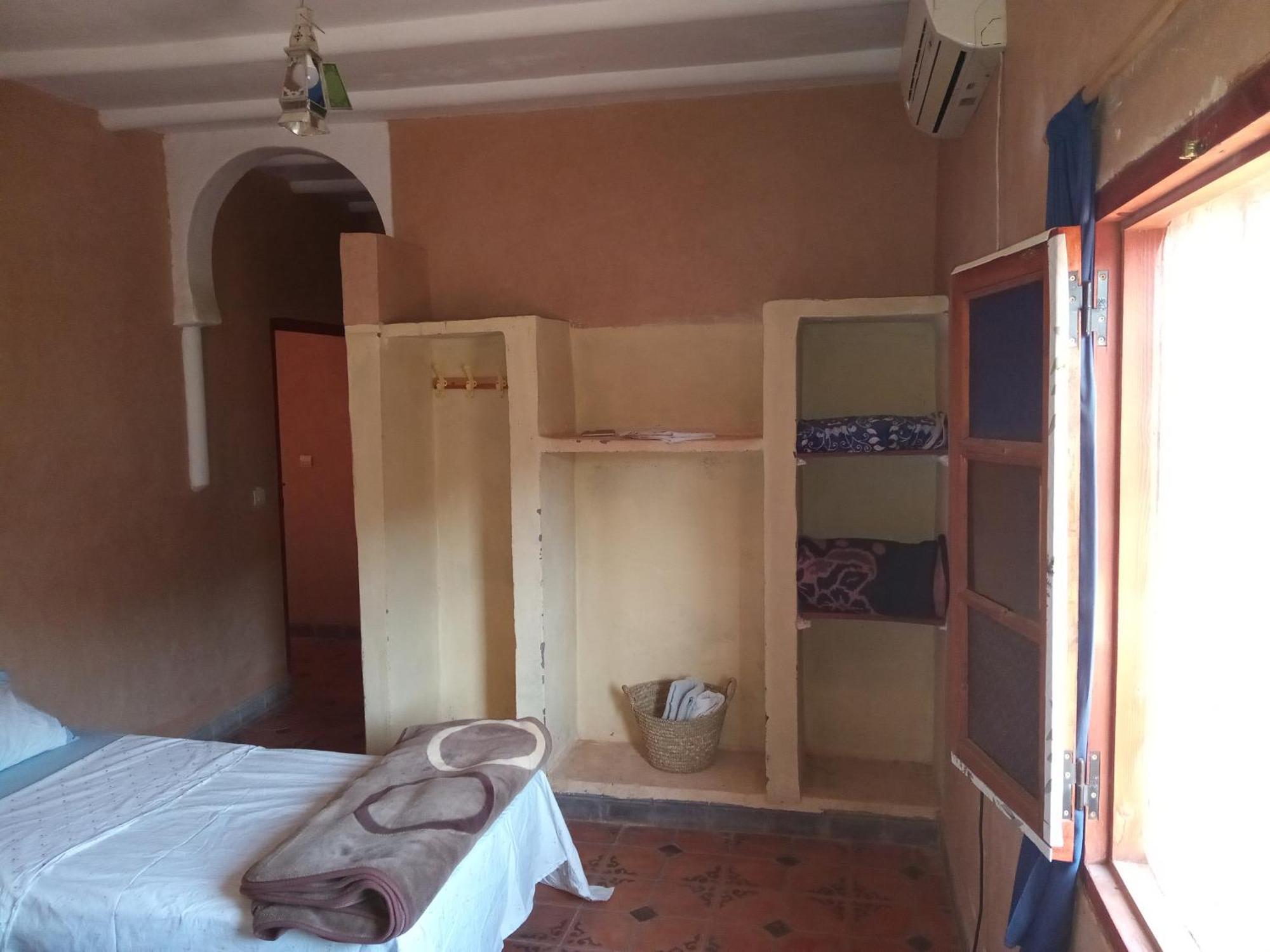Dar Zara Hotell Tiourjdal Exteriör bild
