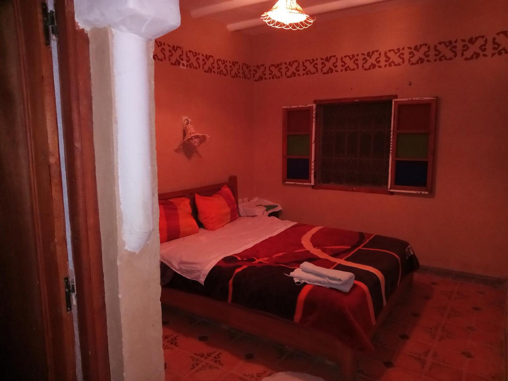 Dar Zara Hotell Tiourjdal Exteriör bild